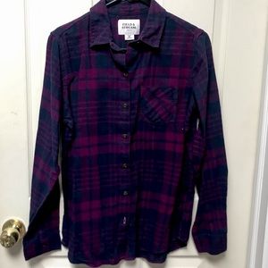 Field and Stream Purple/Navy Plaid Button Up